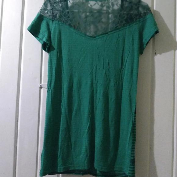 Miss Me tee-medium EUC - Picture 3 of 5